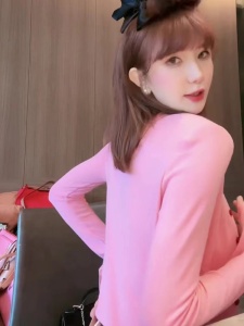 RM4096#独特别致纯欲风v领粉色开衫吊带两件套美式甜辣上衣女