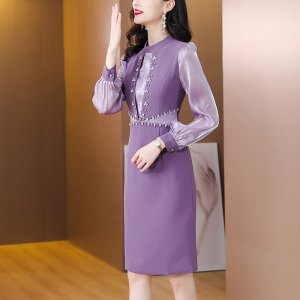RM5455#新款名媛气质显瘦高端重工钉珠流光缎拼接紫色连衣裙女