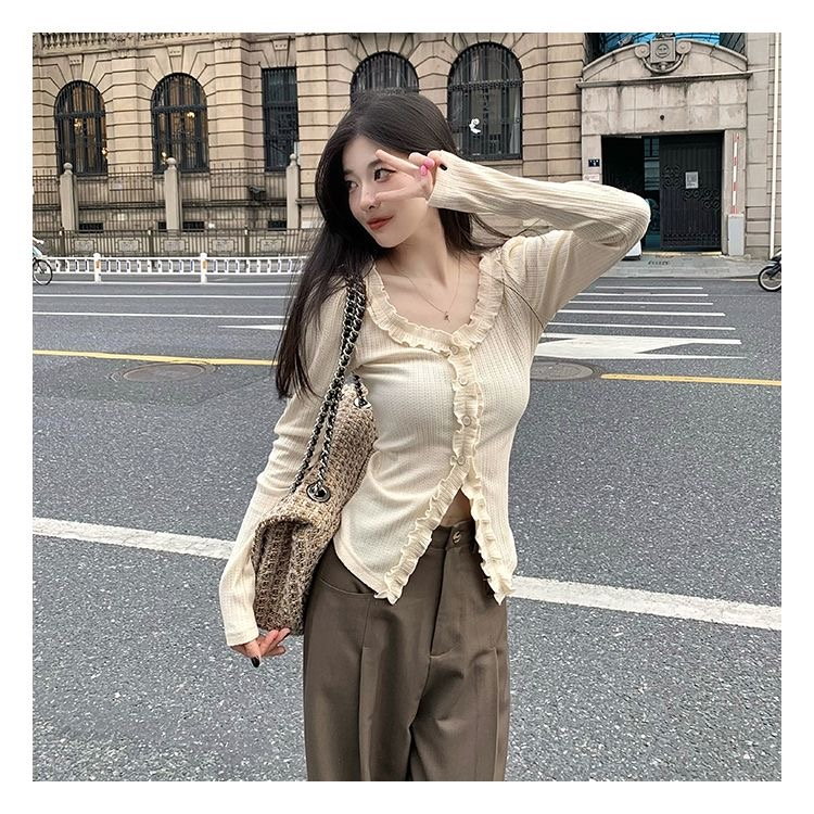 Spring new French temperament small fragrance wind wood ear long sleeve pure desire cardigan western style top women