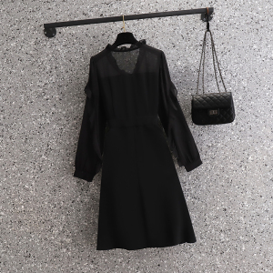 RM3067#夏新款大码女装胖mm气质减龄木耳拼接V领纯色小黑裙