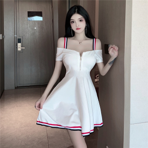 Sexy off-the-shoulder short-sleeved suspender large swing dress for foot bath technician