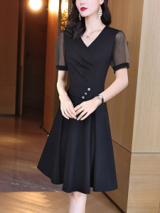 RM8375#连衣裙女夏2023新款法式短袖显瘦女士气质洋气小黑裙黑色裙子夏季