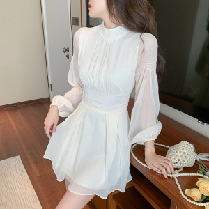 RM2872#白色雪纺泡泡袖连衣裙法式收腰褶皱短裙气质温柔风裙子