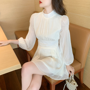 RM2872#白色雪纺泡泡袖连衣裙法式收腰褶皱短裙气质温柔风裙子