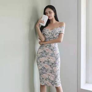 RM3965#韩版时尚气质修身一字肩性感印花中长款包臀连衣裙