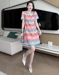 RM3436#新款小香风甜美粉色裙重工时尚字母印花修身显瘦连衣裙女