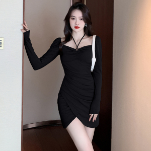 RM21994#修身挂脖针织性感时尚甜辣风包臀显瘦连衣裙