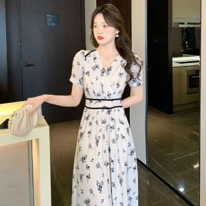 RM3514#法式复古气质优雅裙子V领宫廷风少女雪纺炸街连衣裙新款夏装