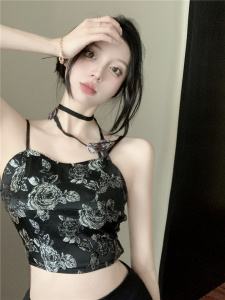 RM3576#复古浪漫黑玫瑰挂脖吊带小个子修身抹胸背心设计感提花