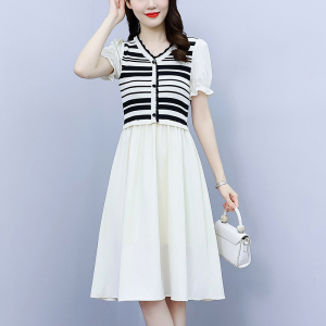 RM3633#大码女装2023夏季新款韩版条纹显瘦拼接V领针织连衣裙