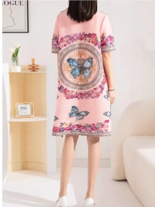 RM5822#民族风蝴蝶青花瓷印花钉珠圆领短袖褶皱连衣裙女三宅茶歇裙23年夏