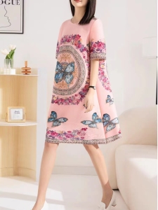 RM5822#民族风蝴蝶青花瓷印花钉珠圆领短袖褶皱连衣裙女三宅茶歇裙23年夏