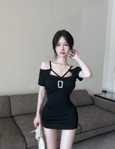 Off-shoulder sexy hollow lace tight buttock dress
