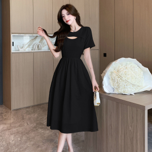 Summer New Korean Edition Careful Machine Design Feels Small and Slim， Versatile French Dress