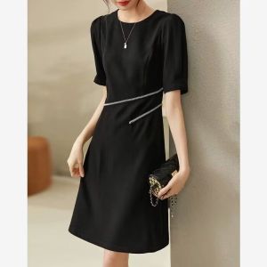 RM12309#不规则连衣裙2023夏季时尚钉珠显瘦收腰轻奢气质小黑裙