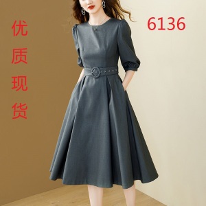 RM9546#时尚轻奢泡泡袖连衣裙女春夏2023新款中袖气质收腰显瘦中长款裙子
