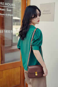 TR37906# 法式小众设计感独特别致短袖绿色衬衫上衣女夏 服装批发女装批发服饰货源