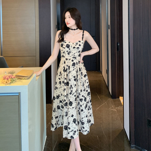RM4649#碎花吊带连衣裙新款法式夏季复古赫本风高级感气质连衣裙子