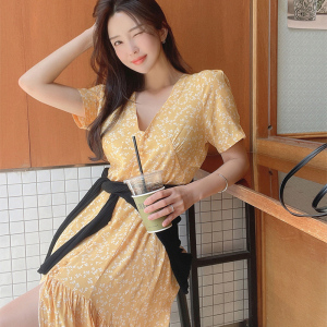 TR19012# 夏季新款韩版雪纺短袖碎花连衣裙女V领海边度假长裙
