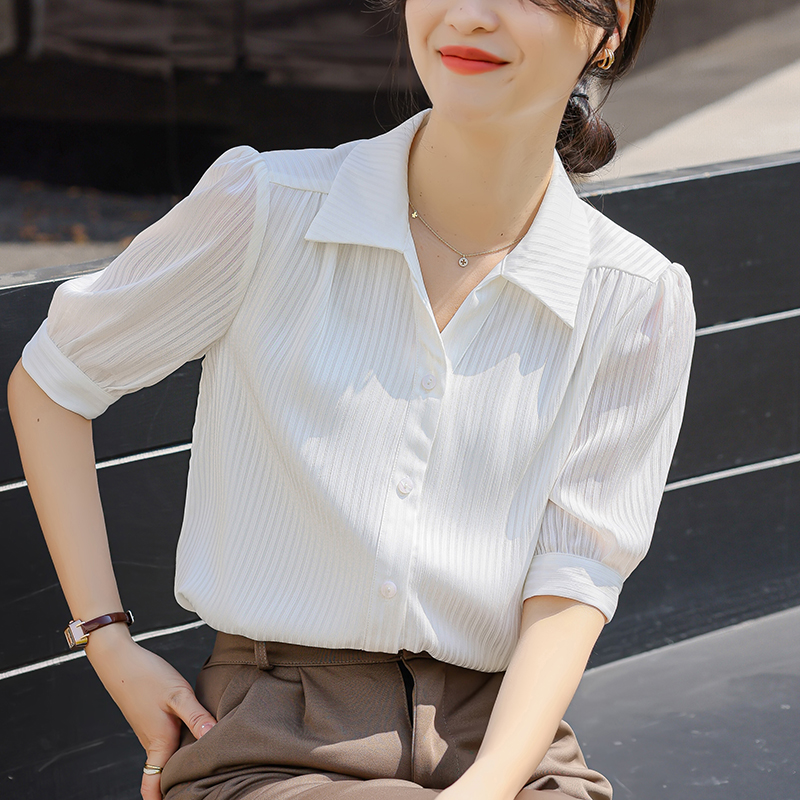 2026夏季新款垂感白色中袖襯衫女輕薄修身顯瘦OL別致女上衣短袖