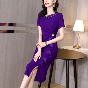 RM5110#裙子女设计感小众夏装新款轻熟风斜领气质钉珠荷叶边包臀裙