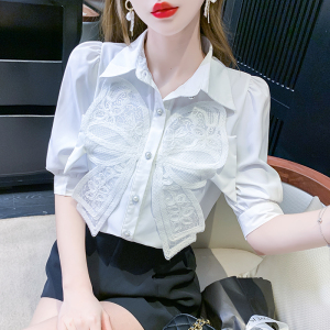 TR20531# 韩版短袖设计感修身钩花蝴蝶衬衫翻领单排扣夏季女装 服装批发女装服饰货源