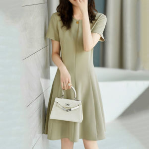 RM4746#气质短袖连衣裙女夏2023新款设计感优雅时尚显瘦抹茶绿收腰裙子女
