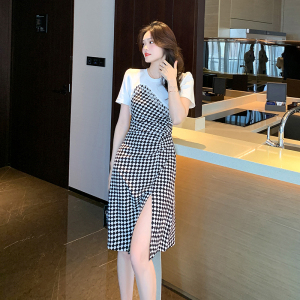 RM5313#圆领短袖连衣裙女春夏季2023新款时尚显瘦气质不规则法式开叉裙子