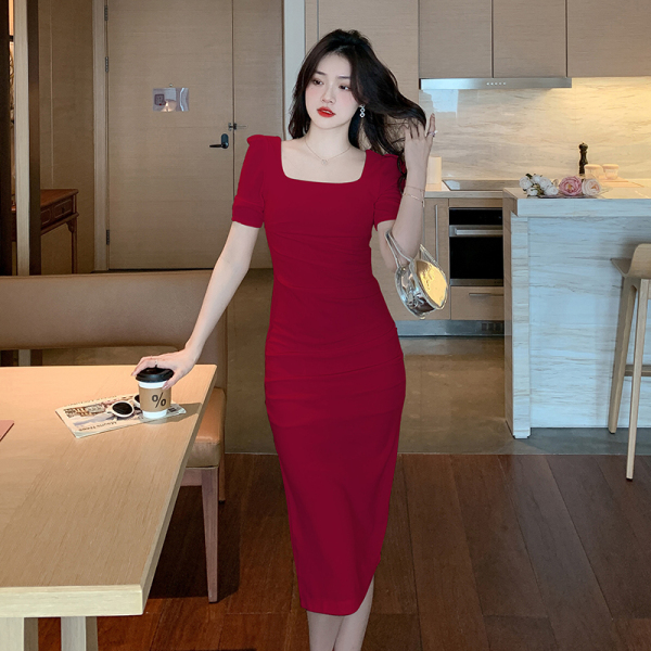 RM4320#红色连衣裙女2023夏季新款方领高级感收腰显瘦法式订婚裙