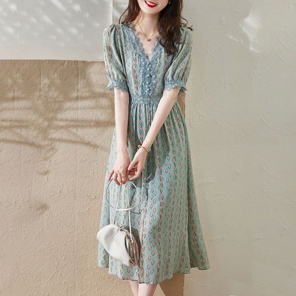 RM5682#夏季新款韩版时尚透气亲肤蕾丝V领泡泡袖印花雪纺连衣裙女