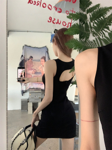 TR20264# 针织背心裙新款外穿露背赫本小黑裙显瘦无袖连衣裙 服装批发女装服饰货源