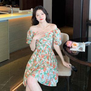 TR43268# 法式复古泡泡袖碎花连衣裙女夏季新款度假风小个子初恋裙子女 服装批发女装批发服饰货源