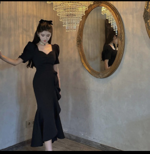 RM9633#女主进阶复古泡泡袖方领包臀连衣裙