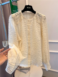 TR50315# 白色小花衬衫女设计感小众法式拼接蕾丝上衣小衫 服装批发女装批发服饰货源
