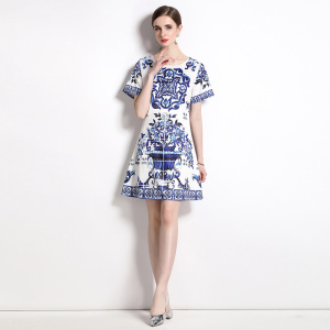 RM7632#欧美时尚圆领青花瓷定位印花连衣裙有里布