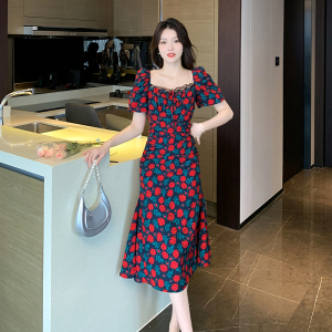 RM10444#夏季浪漫法式温柔风碎花裙设计感露背系带收腰显瘦连衣裙