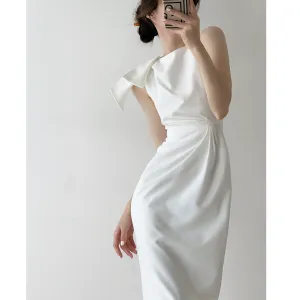 TR19378# 印思赫本风白色连衣裙法式新款女复古高级感无袖背心领证小白裙 服装批发女装服饰货源