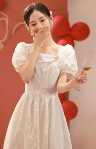 TR45912# 法式白色礼服连衣裙女平时可穿夏季小白裙甜美淑女短袖 礼服批发