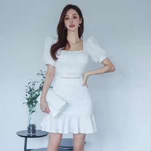 Square Neck Bubble Sleeve Top High Waist Slim Fit Ruffle Edge Skirt Two Piece Set
