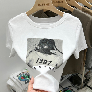 RM8558#欧货印花t恤短袖女设计感小众夏季修身美式正肩上衣别致