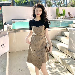 RM5560#夏季新款女装韩版拼接不对称时尚气质爱心抽褶连衣裙