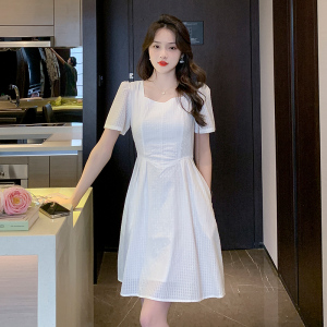 RM8640#都市夏季新款长短款高级感方领显瘦显白气质赫本连衣裙