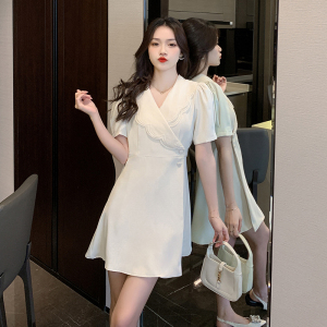 RM5567#夏季新款时尚V领大翻领收腰显瘦短款A字连衣裙