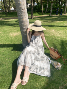 RM20187#夏季新款法式复古吊带连衣裙女水墨褶皱独特温柔显瘦长裙