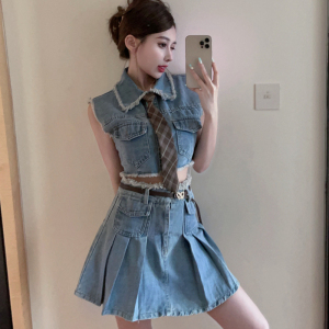 Real time Spicy Girl Style Denim Set for Women Spring and Summer New Small Sleeveless Top A-line Half Skirt Two Piece Se