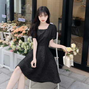 RM6300#新款法式方领长袖纯色名媛淑女气质设计感连衣裙大码女装