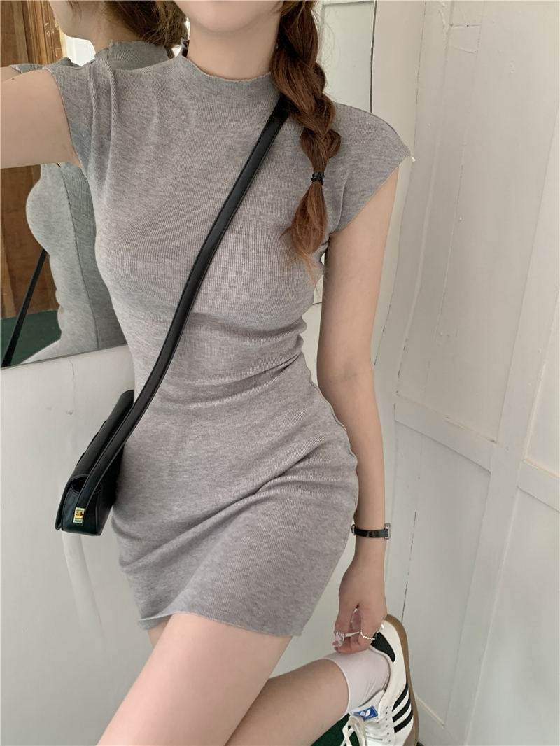 Actual shot of new summer elastic hip-hugging slim fit small flying sleeves knitted dress for women