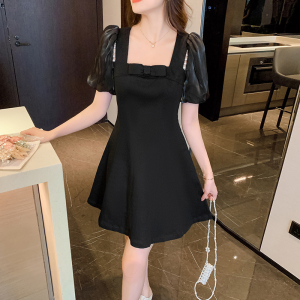 RM11636#夏季新款法式方领连衣裙泡泡袖气质短款收腰小黑裙