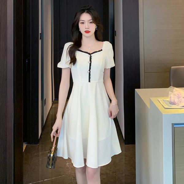 RM11542#夏季洋气小个子泡泡袖连衣裙温柔风设计感收腰显瘦短裙