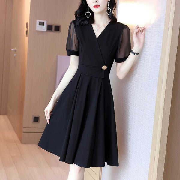RM6904#夏季新款短袖纯色连衣裙显瘦法式复古赫本风小黑裙气质中裙女